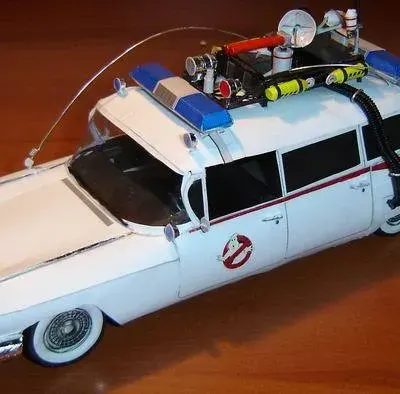 Бумажная модель Автомобиль Ecto-1 (Охотники за привидениями)