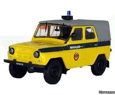 Бумажная модель Автомобиль УАЗ-469 Милиция