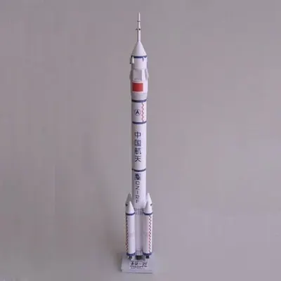 Бумажная модель Ракета-носитель Великий поход-2F